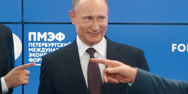 Царя подменили. Почему в риторике Путина зазвучали примирительные нотки