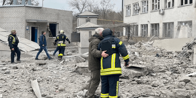 Обстріляли школу та лікарні: в ОВА назвали наслідки ударів РФ по Сумах 7 березня (відео)