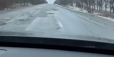 "Это жесть": в соцсети обсуждают состояние трассы Харьков-Полтава (видео)