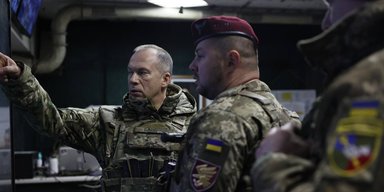 Бывшие наемники ЧВК "Вагнер" участвуют в штурмах с ВС РФ под Купянском, — Сырский (карты)