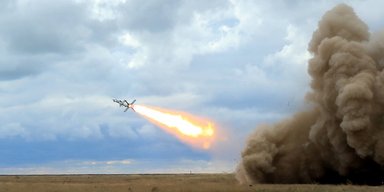 Х-59, Shahed та "Іскандери": в ЗСУ повідомили деталі ранкового удару по Дніпру (відео)