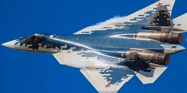 Россия использует новейший самолет Су-57 для ударов по целям в Украине
