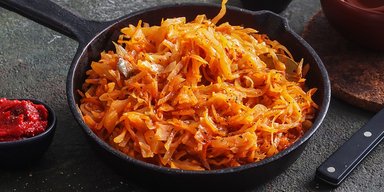Тушеная капуста с томатной пастой: как приготовить вкусное постное блюдо