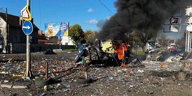 ВС РФ ударили по Черноморску "шахедами": попали в авто и местный рынок, есть жертвы (фото)