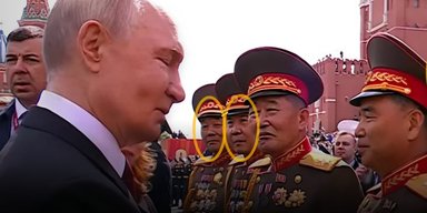 Наобіймав на Гааґу: розслідувачі встановили, кого з генералів КНДР Путін вітав на параді