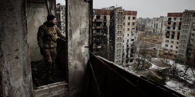 Зберегти життя й контратакувати: Генштаб пояснив можливий відхід від Авдіївки (відео)