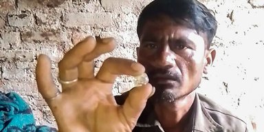 Рабочий из Индии, погрязший в долгах, нашел алмаз стоимостью 100 000 долларов