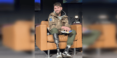"На мить промайнула думка: а може лягти на міни, за мною поплачуть і забудуть", — історія ветерана, що втратив ноги
