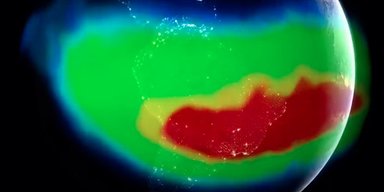 У магнітному полі Землі знайдена величезна аномалія, що зростає: NASA спостерігає за нею (відео)