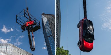 Новий Nissan Qashqai 2024 із водієм скинули з висоти 65 м заради світового рекорду (відео)