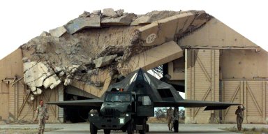 Удар Украины по Су-57: в США задумались о защите боевой авиации от дешевых БПЛА