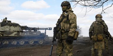 У РФ стверджують про захоплення заводу у Вовчанську: в ISW повідомили, де просунувся ворог (карти)