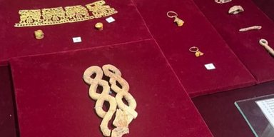 Скарби еліти саків: у Казахстані археологи розкопали золоті прикраси (фото)