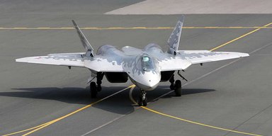 Россия совершенствует новейший истребитель: что изменили в Су-57М (видео)