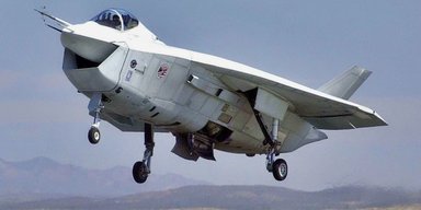 Трампу нравится истребитель "F-32", которого не существует, а от Х-32 Пентагон отказался (видео)