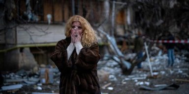 Я всегда сплю в одежде: надо ли фотографировать погибших во время обстрелов