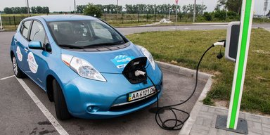 Продажи электрокаров в Украине выросли в 8 раз и установили рекорд: самые популярные модели