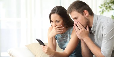 Почему мы выбираем плохие новости: как работают мозг и алгоритмы