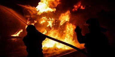 РФ атакувала енергооб'єкти в Кременчуцькому районі: спалахнули масштабні пожежі (фото)