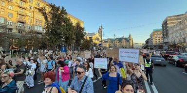 "Нам не смешно": в Киеве, Львове, Днепре начались масштабные акции в поддержку Федорова (видео)
