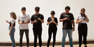 Топ 15 найпродаваніших телефонів усіх часів: iPhone не на першому місці (інфографіка)