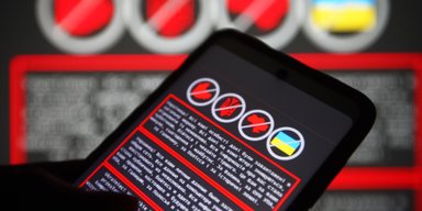 Проблеми з платежами та системою "Шлях": хакери атакували "Укрпошту" та "Укртрансбезпеку"