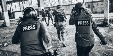 Хватают измученных бойцов: нардеп обвинил западные СМИ в хайпе на войне (видео)
