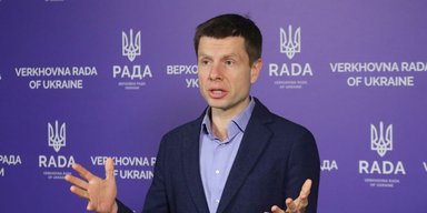 Гончаренко опубликовал фото с военными во время воздушной тревоги