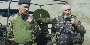 Тачанки, казаки и верный друг "Максимка". Запорожская тероборона готовится к бою