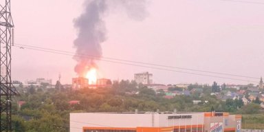 Мінімум 8 вибухів: заводи в Пензі потрапили під масований удар БПЛА (відео)
