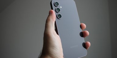 Samsung Galaxy A55 оказался лучше, чем iPhone 16 Pro Max: рейтинг лучших смартфонов