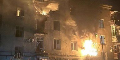 В Краматорске "шахед" разбил жилой дом: пострадали люди (видео)