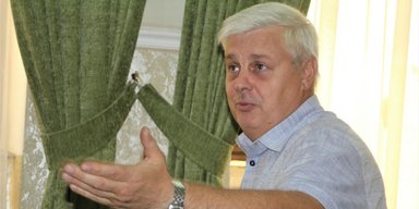 В Полтаве госслужащий задекларировал $62 млн наличными и 38 млн грн в драгоценных металлах