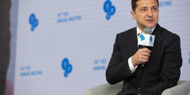 Новый обмен пленными и новый город на Черном море. Главные тезисы Зеленского на форуме YES