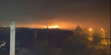 Мінус 700 КАБів: на аеродромі "Липецьк-2" детонують склади з боєприпасами (відео)
