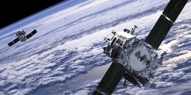 Солнечные электростанции в космосе могут вывести из строя спутники: что выяснили ученые