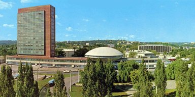Світломузичний театр та модернізм: як будували "летючу тарілку" для бібліотеки УкрІНТЕІ (фото)