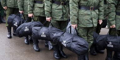 Хочуть наступати: Кремль доручив підготуватися до мобілізації 300 тисяч осіб, — росЗМІ