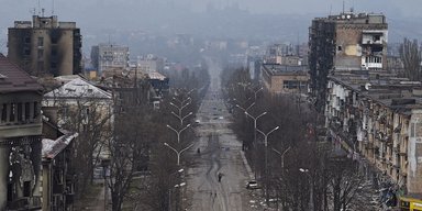 "Второй год без тепла": РФ провалила отопительный сезон в Мариуполе