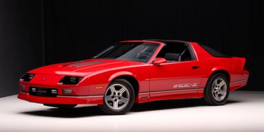 Гість із 80-х: виявлено 35-річний Chevrolet Camaro із пробігом усього 700 км (фото)