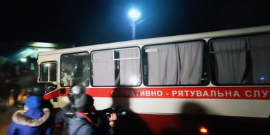 Страх и ненависть в "сонном городке". Что иностранные СМИ увидели в столкновениях в Новых Санжарах