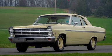 Вовк у овечій шкурі: непоказний Ford 60-х продали за ціною нового "Гелендвагена" (фото)