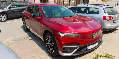 В Украину привезли мощный премиальный электрокроссовер от Honda и General Motors (фото)