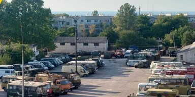 "Гниет под Севастополем": партизаны показали, как РФ хранит военную технику Черноморского флота (фото)