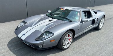 Капсула часу з 2000-х: виявлено 18-річний суперкар Ford у заводському пакуванні (фото)