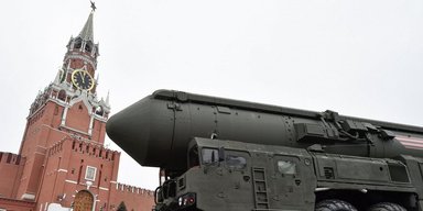 "Останній аргумент": крім ядерного шантажу в РФ не залишається нічого, — політолог (відео)