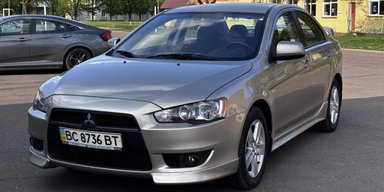 Гість із 2000-х: в Україні виявили 18-річний Mitsubishi Lancer у новому стані (фото)