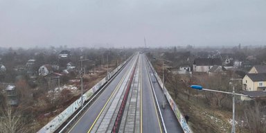 Будували 30 років: у Києві відкрили для проїзду Подільсько-Воскресенський міст (відео)