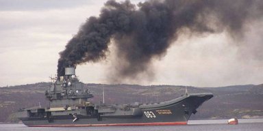 Конец авианосцам РФ: почему никак не может выйти в море "Адмирал Кузнецов"