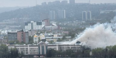 В РФ дроны атаковали химзавод "Метафракс" и НИЦ в Иркутске (видео)